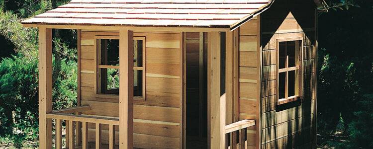 Zelf een houten speelhuisje maken